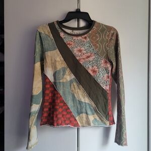 We The Free Long-sleeved Tee Many Patterns Crew Neck